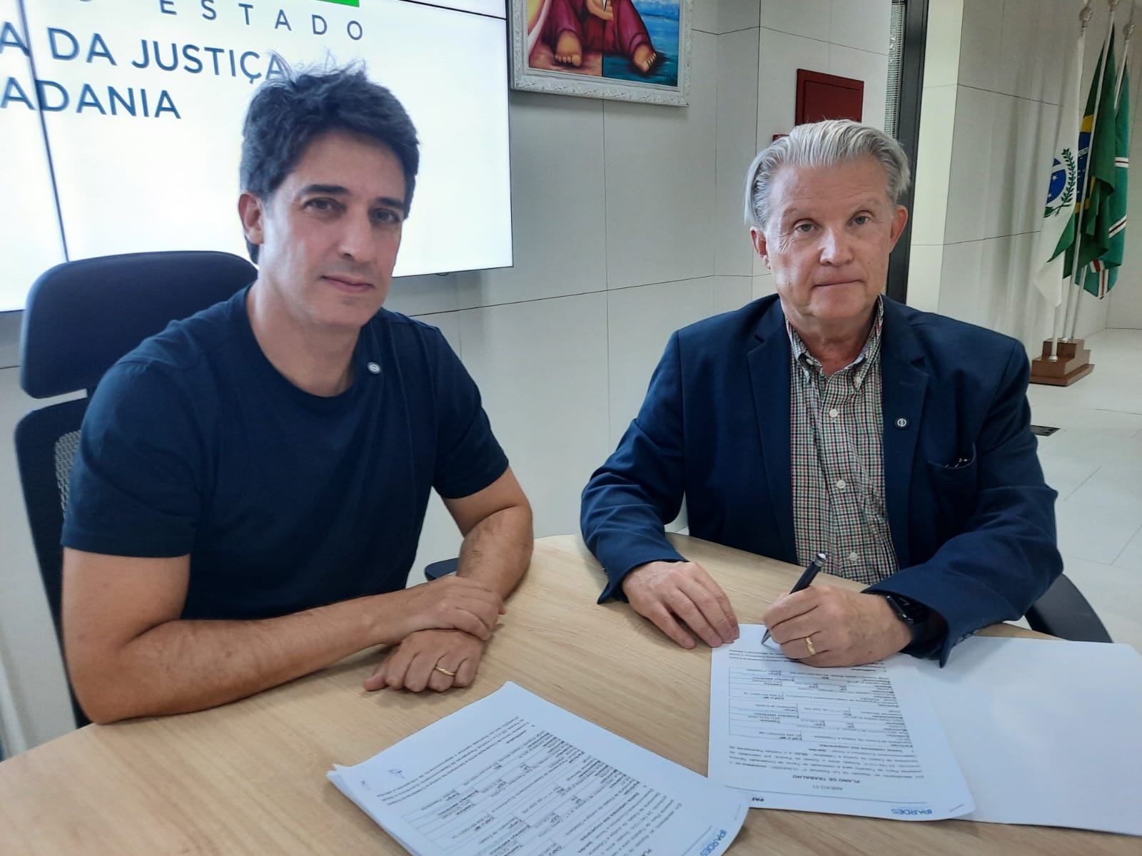 IPARDES e Secretaria Estadual de Justiça assinam Termo de Cooperação Técnica