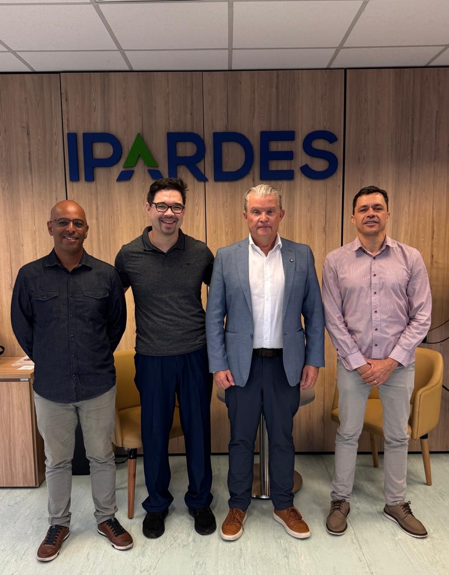 IPARDES recebe novo Economista