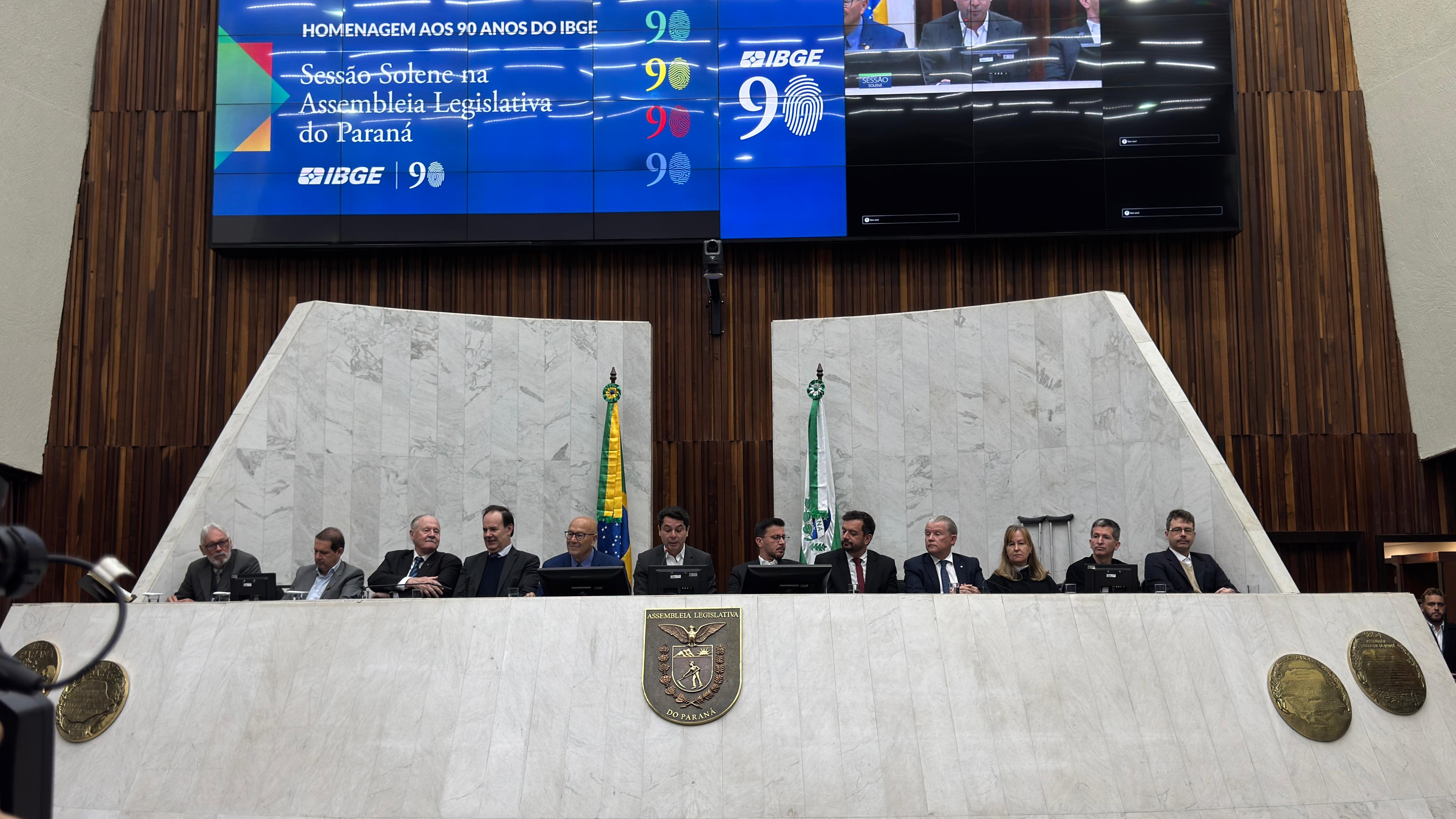 IPARDES participa de sessão solene comemorativa aos 90 anos do IBGE