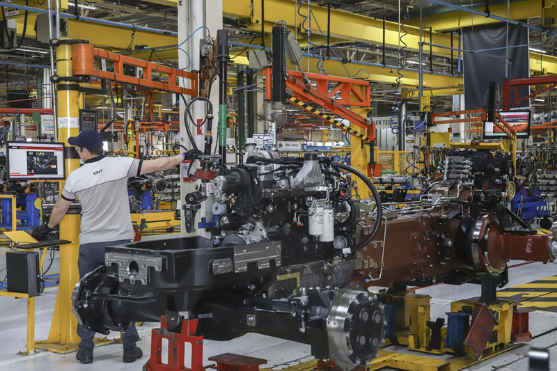 Curitiba concentra mais de 57 mil empregos em atividades tecnológicas e reforça protagonismo industrial do Paraná