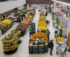 prateleiras_supermercado_foto_rdziura-121607_2.jpg
