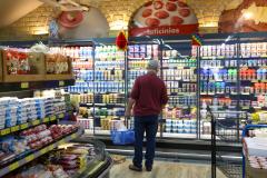 Preços de comidas e bebidas caem pelo quarto mês seguido no Paraná