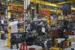 Curitiba concentra mais de 57 mil empregos em atividades tecnológicas e reforça protagonismo industrial do Paraná