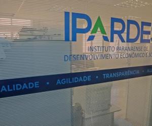 painel_hall_entrada_ipardes_1.jpg