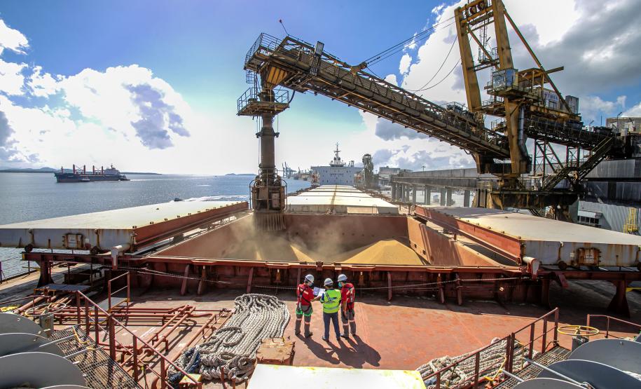 Com crescimento de 10,7%, exportações do Paraná em agosto alcançam US$ 2,2 bilhões