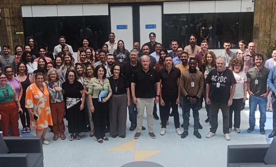 Reunião de alinhamento com a equipe Ipardes