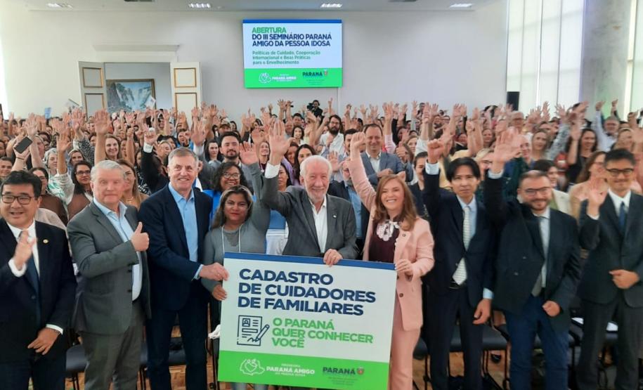 IPARDES participa do lançamento do Comitê Gestor do Programa Paraná Amigo da Pessoa Idosa