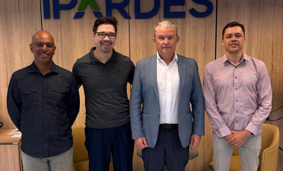 IPARDES recebe novo Economista