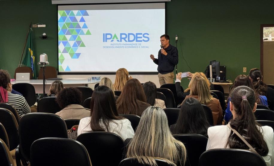 IPARDES participa de evento de capacitação do Conselho Estadual dos Direitos da Mulher