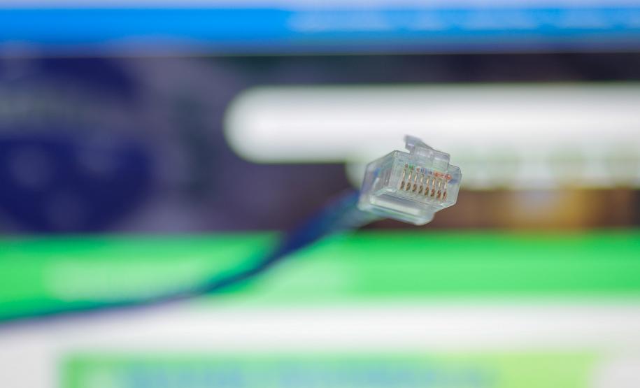 Mais de 93% dos domicílios do Paraná têm acesso à internet, aponta pesquisa do Ipardes